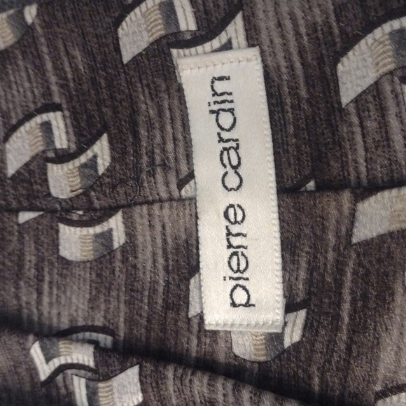 Three Pierre Cardin ties for Men. - Picture 5 of 14